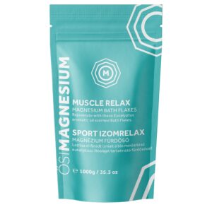 Un sachet bleu sarcelle de flocons de bain au magnésium OSIMAGNESIUM Muscle Relax, pesant 1 000 g (35,3 oz), avec un texte en anglais et en hongrois.